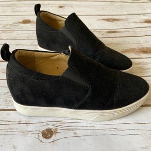 SOFREE Black Slip On (small wedge) Sneaker.  Size 6 1/2
